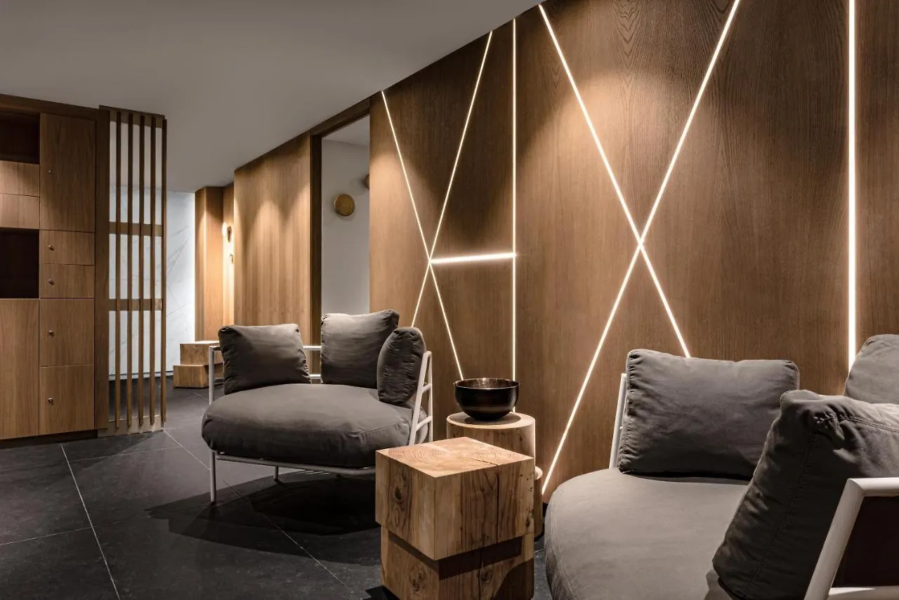 Hotel White 1921 Courchevel 4*,  France